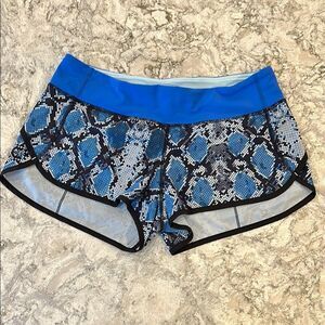 ✨ Limited Edition Blue Snake Skin Lululemon Speed Up Shorts - Size 8, NWOT